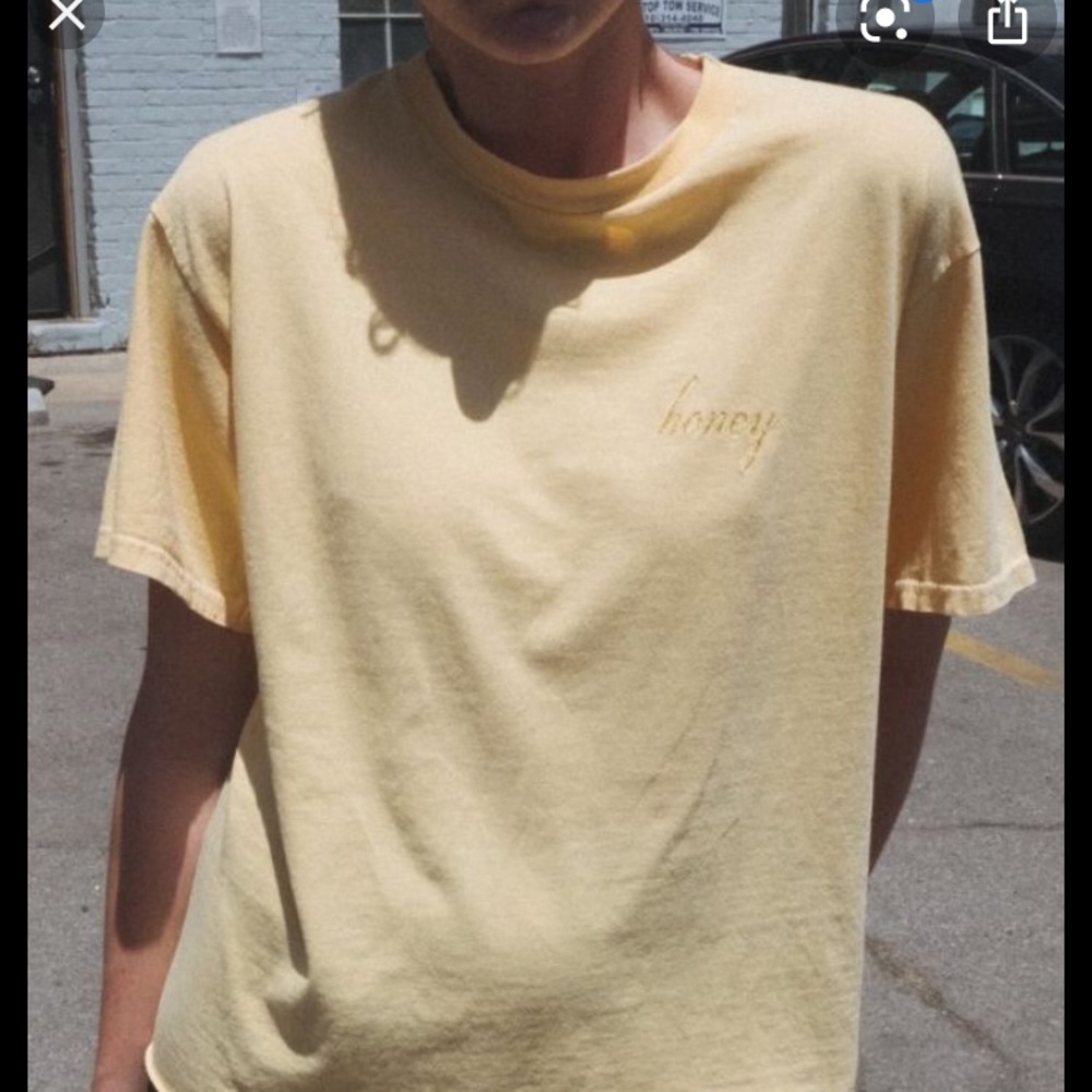 Brandy Melville honey T-shirt